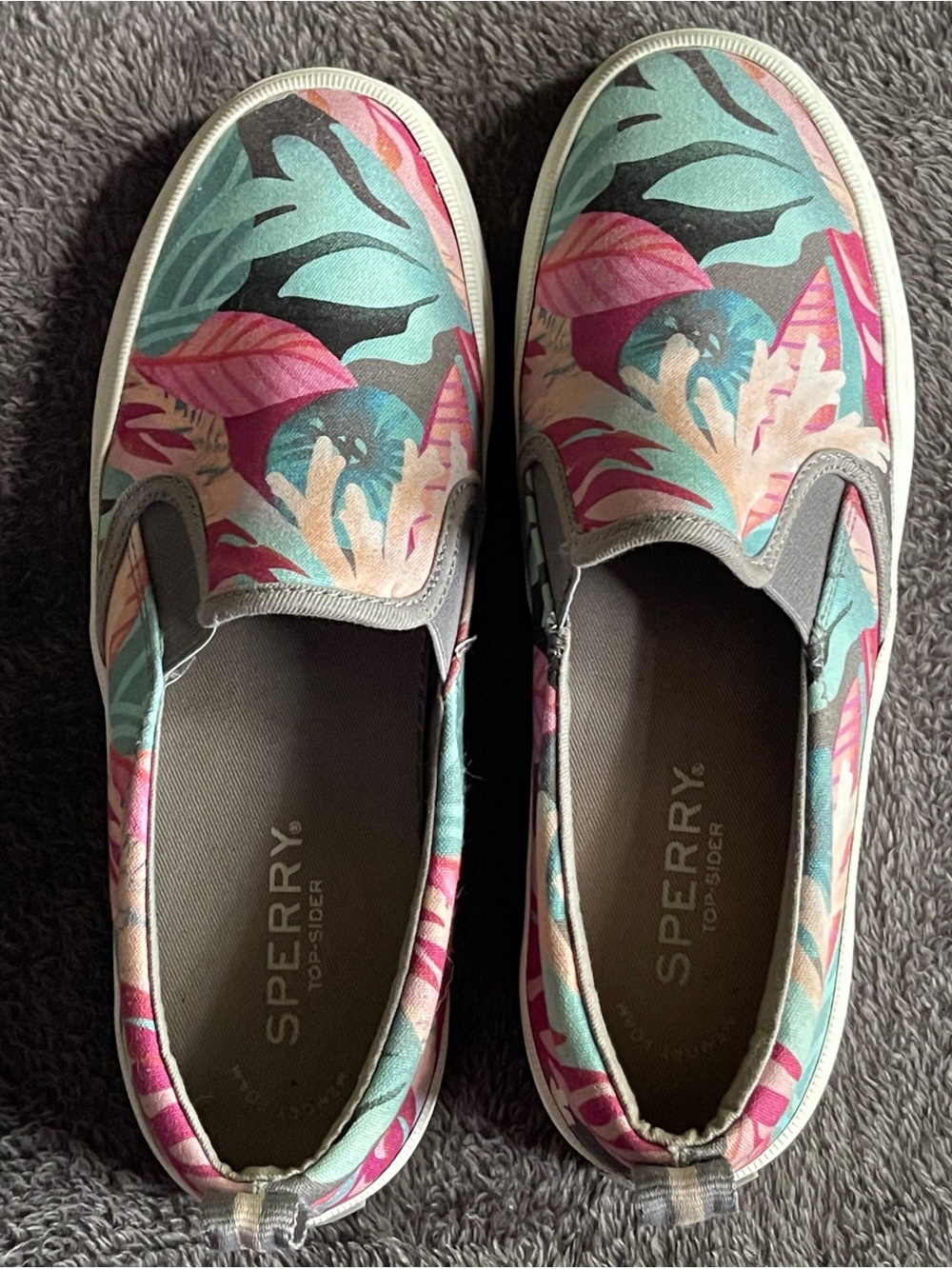 Sperry Women’s Slip-On Floral Canvas Sneakers in Teal, Pink & Gray